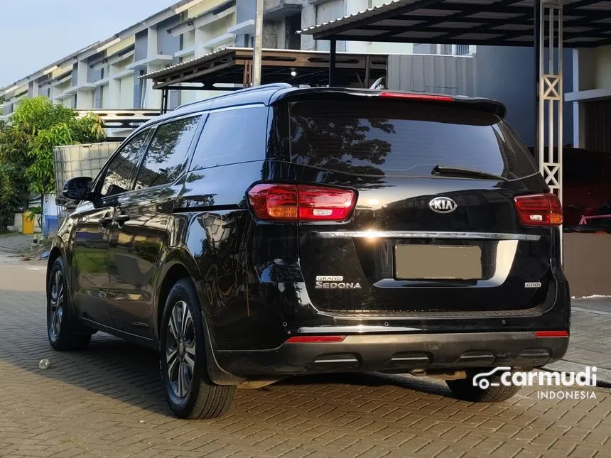 2018 KIA Grand Sedona (Diesel) MPV