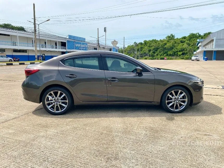 2018 Mazda 3 C Sedan