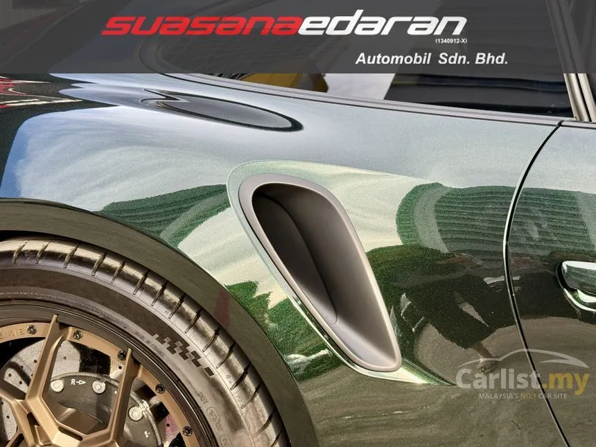 2022 Porsche 911 Turbo S Coupe