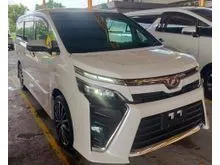 2017 Toyota Voxy 2.0 X MPV