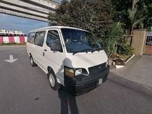 2000 Toyota Hiace 2.4 (M)