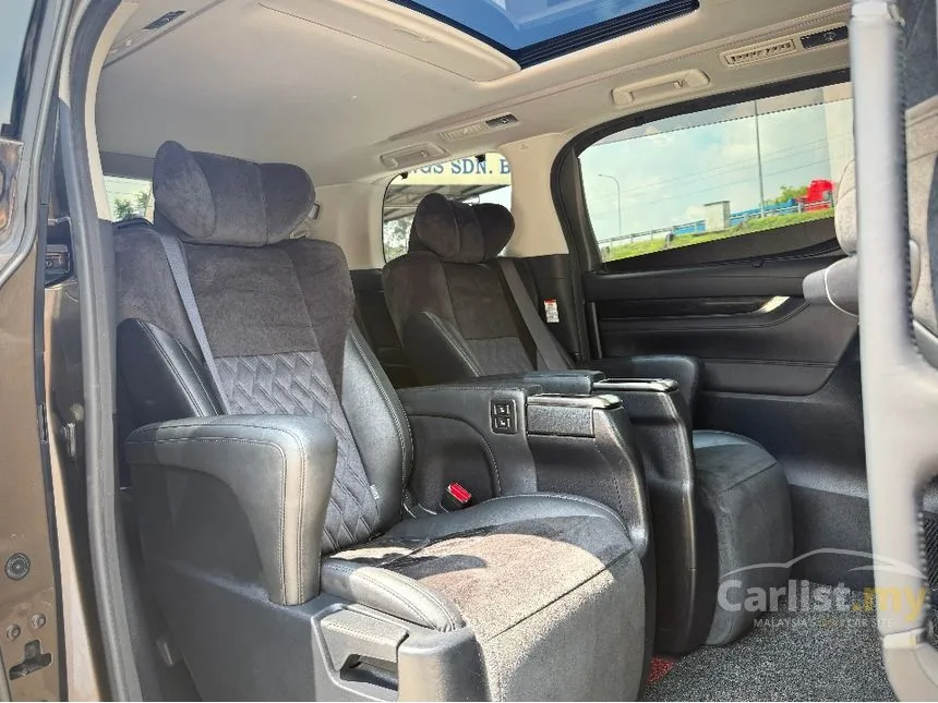 2016 Toyota Alphard G X MPV