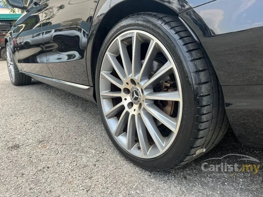2017 Mercedes-Benz C350e AMG Line Sedan