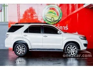 2012 Toyota FORTUNER 3.0 V SUV