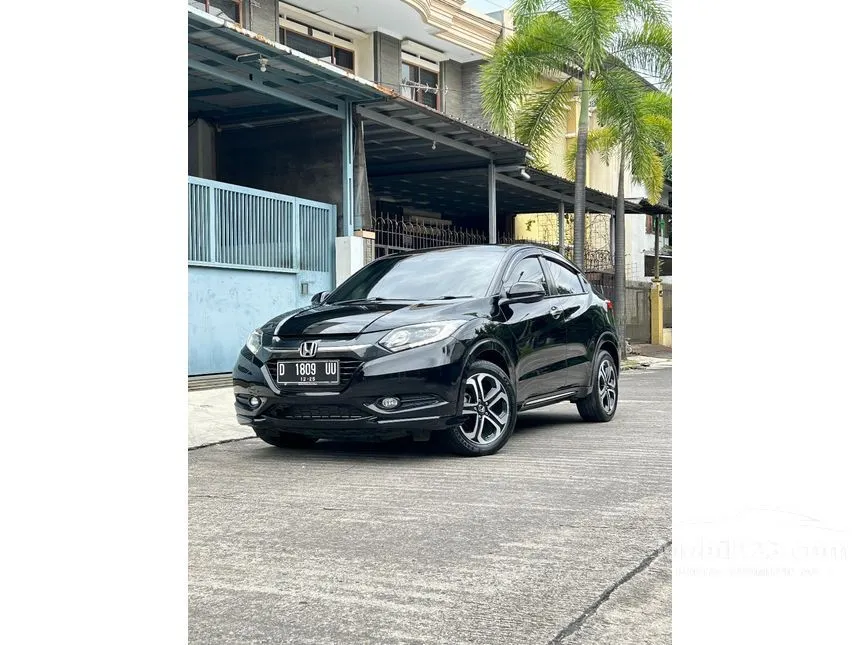 Jual Mobil Honda HR