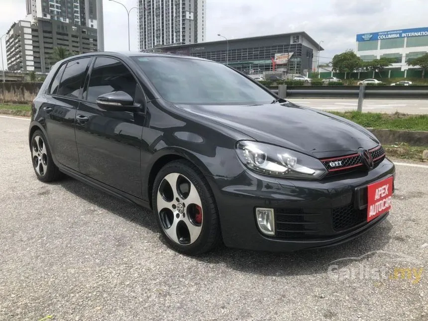2010 Volkswagen Golf GTI Hatchback