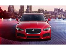 2018 Jaguar XE (A) 2.0 R-Sport