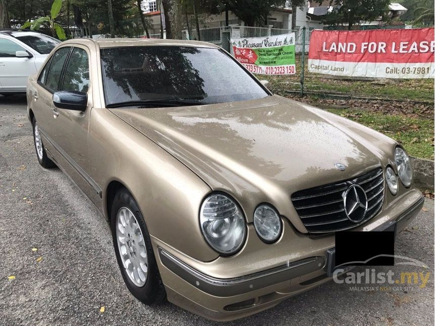 Mercedes-Benz E240 2003 Avantgarde 2.6 in Kuala Lumpur 