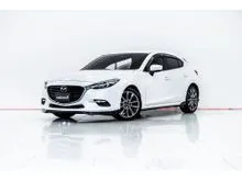 2017 Mazda 3 2.0 (ปี 14-18) S Sports Hatchback
