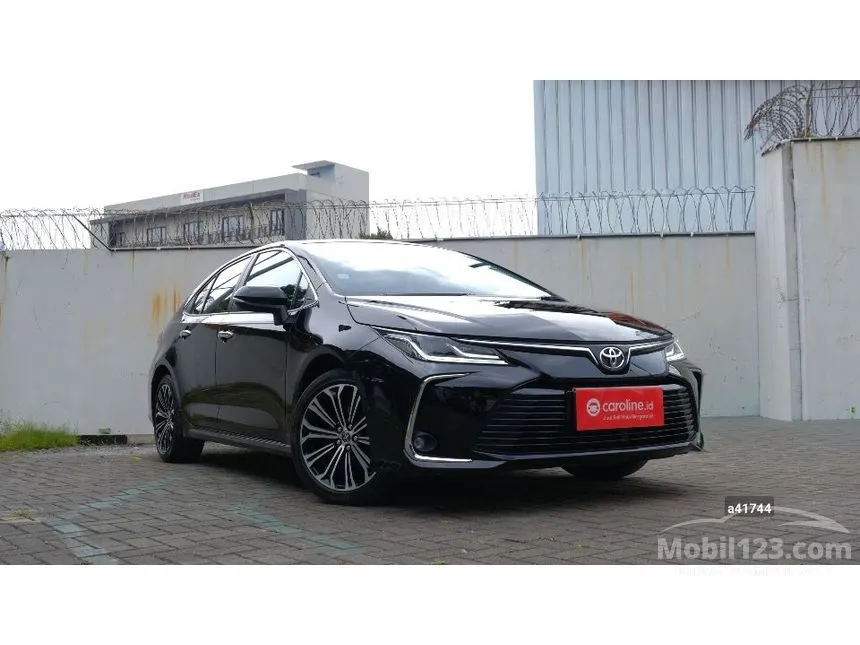 2022 Toyota Corolla Altis V Sedan