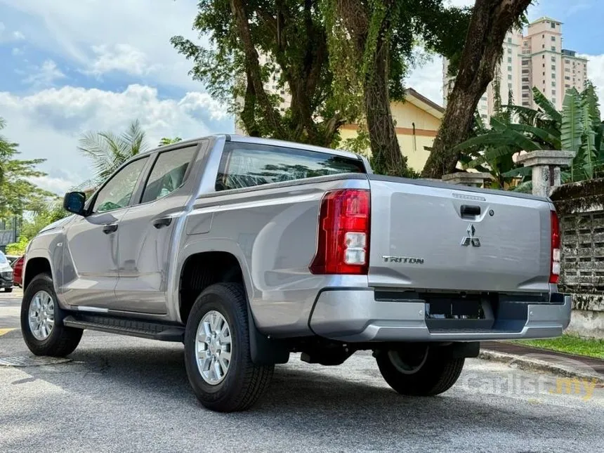 2025 Mitsubishi Triton GL Dual Cab 4X4 Pickup