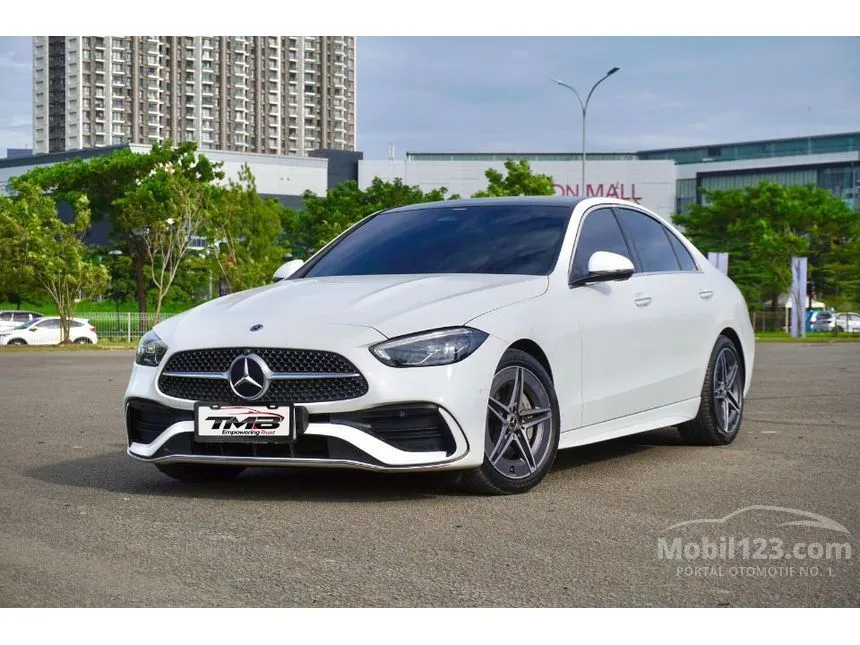 2023 Mercedes-Benz C300 AMG Line Sedan
