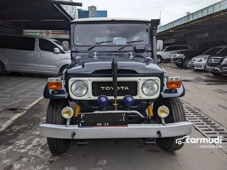 1982 Toyota Land Cruiser FJ40 Jeep