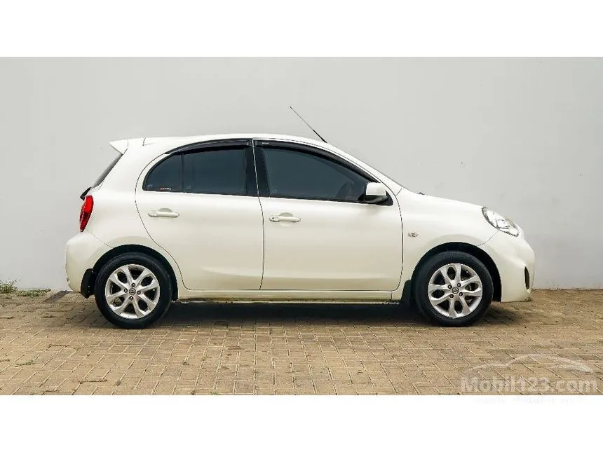 2016 Nissan March Hatchback