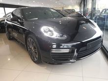 2015 Porsche Panamera 4.8 Turbo S - ONE YEAR WARRANTY - TRUSTED DEALER !!! BRAND NEW WITH DELIVERY MILES