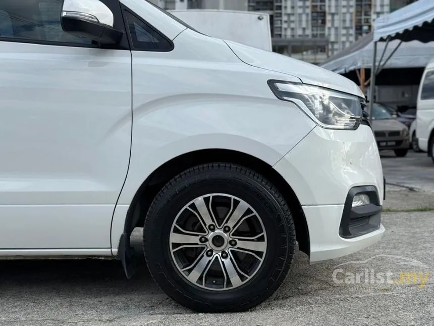 2019 Hyundai Grand Starex Executive MPV