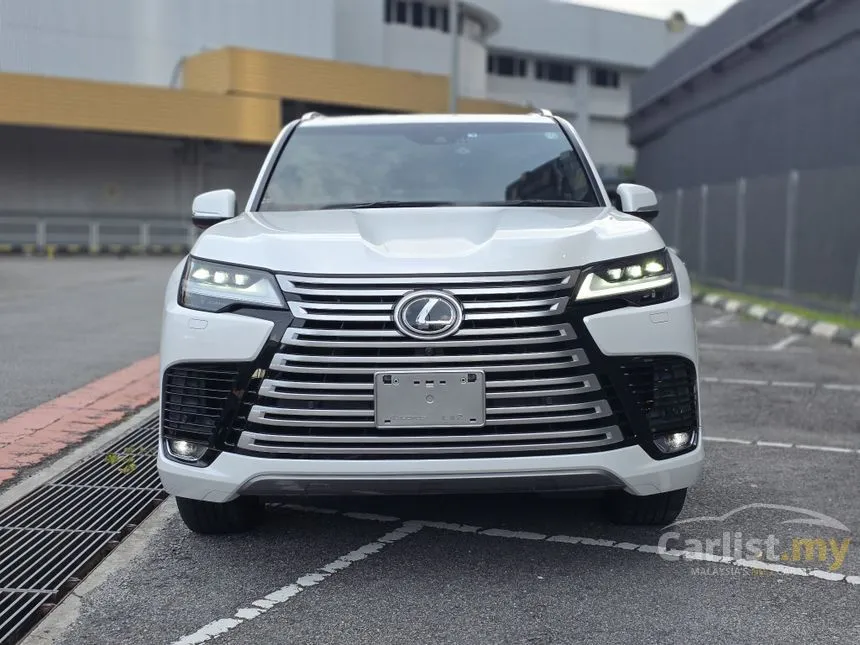 2022 Lexus LX 600 7 seater SUV