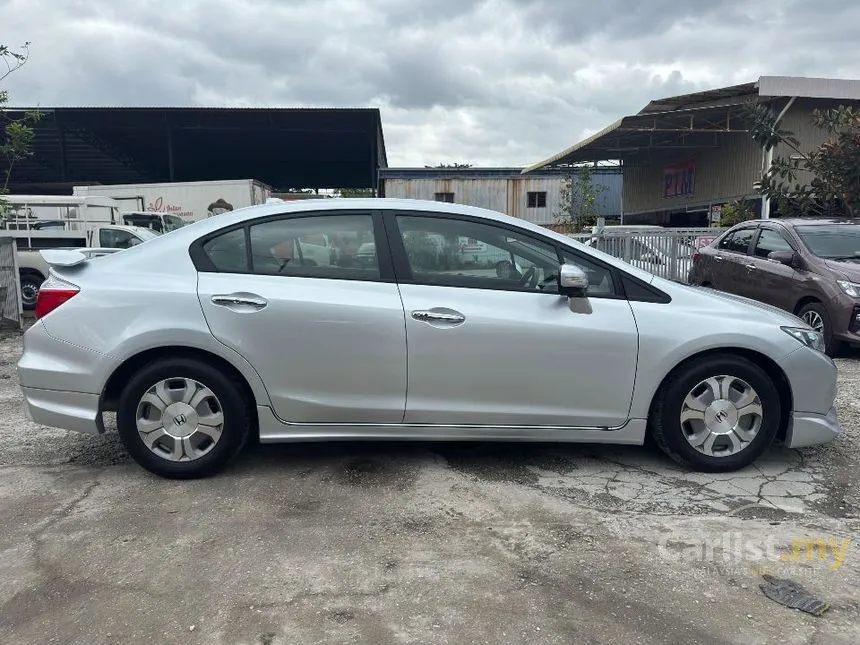 2013 Honda Civic Hybrid Sedan