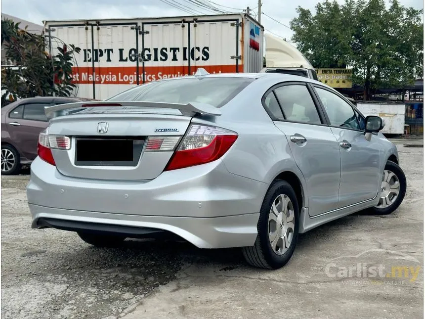 2013 Honda Civic Hybrid Sedan