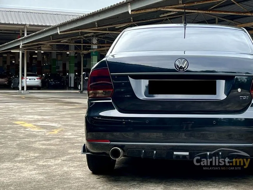 2016 Volkswagen Vento TSI Highline Sedan