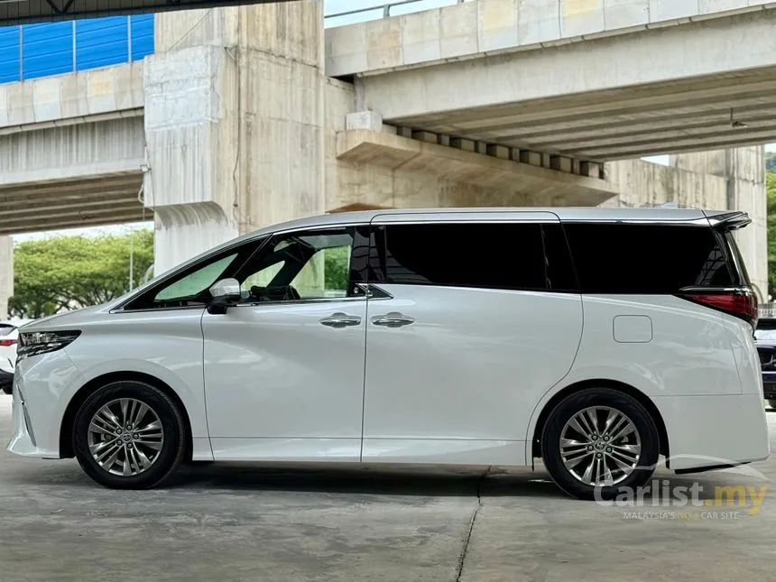 2024 Toyota Alphard Z 7-Seater MPV