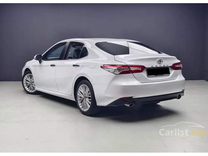 2019 Toyota Camry V Sedan