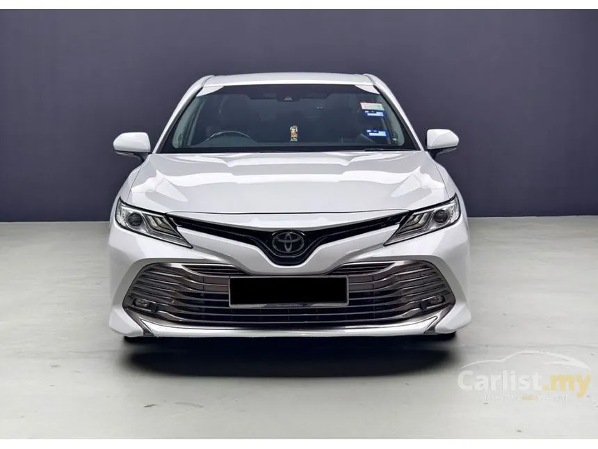 2019 Toyota Camry V Sedan