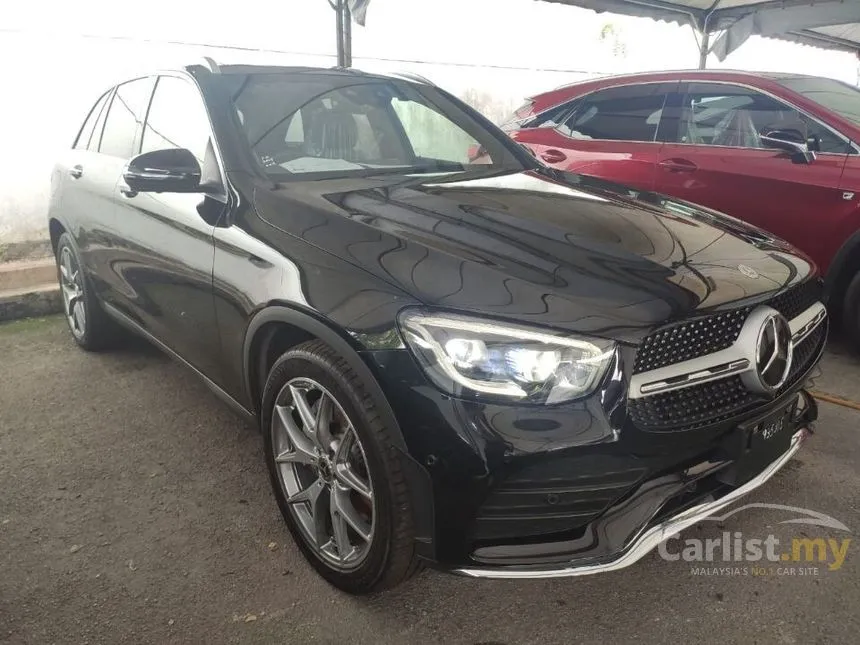 2019 Mercedes-Benz GLC300 4MATIC AMG Line SUV