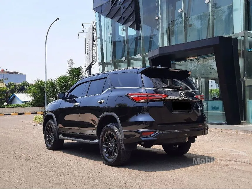 2022 Toyota Fortuner GR Sport 4X2 SUV