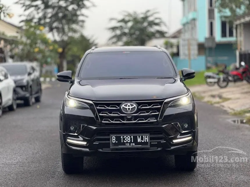 Jual Mobil Toyota Fortuner 2021 VRZ GR SPORT 4X2 2.4 di DKI Jakarta Automatic SUV Hitam Rp 460.000.000