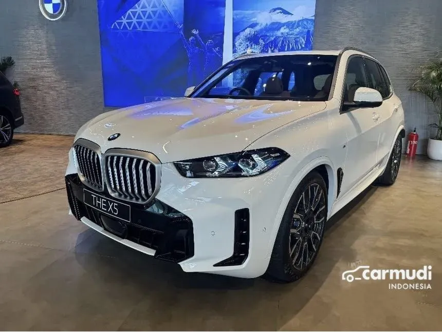 Jual Mobil BMW X5 2024 xDrive40i M Sport 3.0 di DKI Jakarta Automatic SUV Putih Rp 1.960.000.000