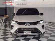 2021 Toyota FORTUNER 2.4 (ปี 15-25) Legender SUV