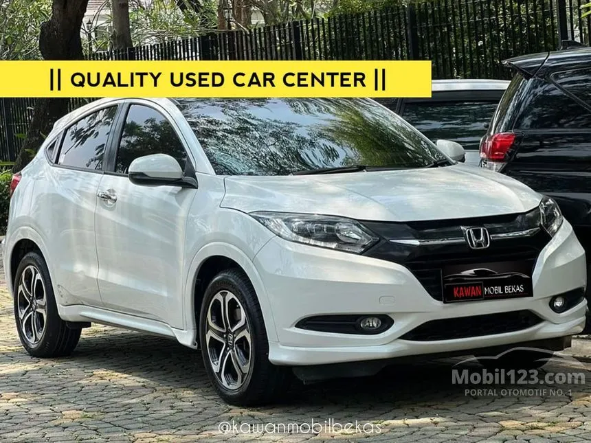 Jual Mobil Honda HR
