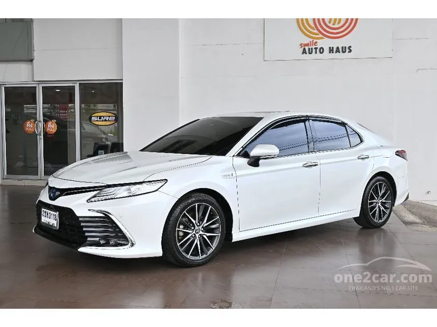 2023 Toyota CAMRY HEV Premium Luxury Sedan