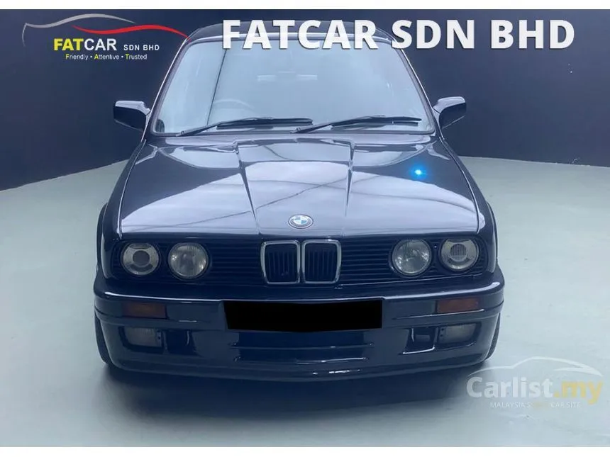 1990 BMW 318i SWB Sedan