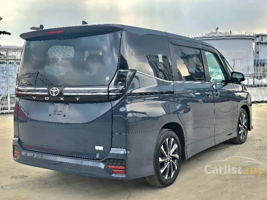 2023 Toyota Voxy S-Z MPV