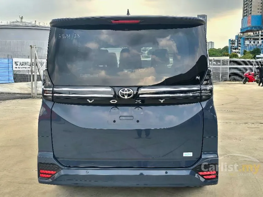 2023 Toyota Voxy S-Z MPV