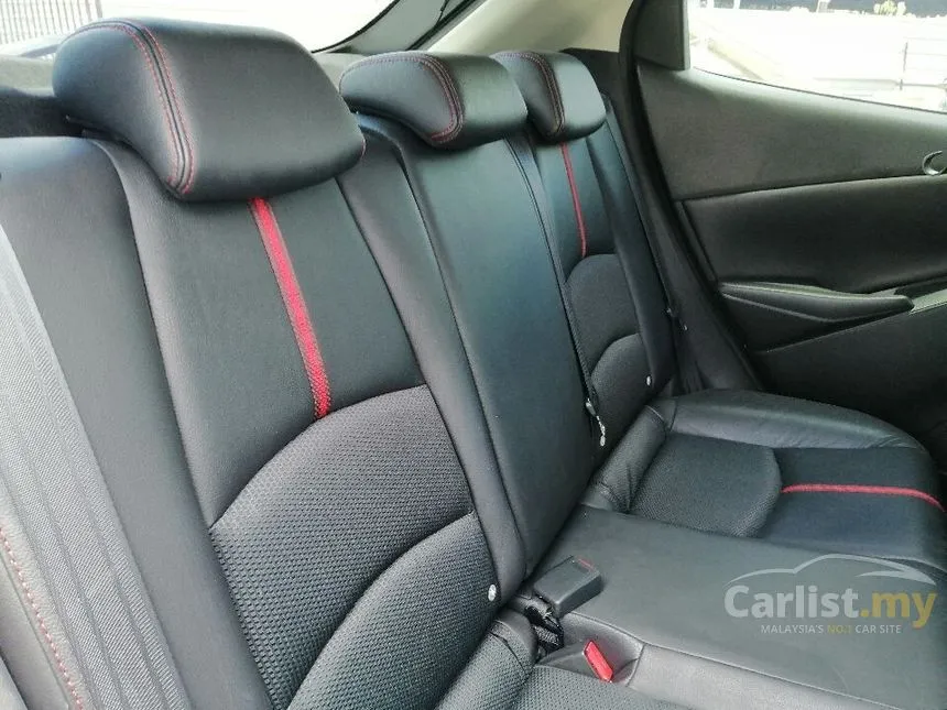 2015 Mazda 2 SKYACTIV-G Hatchback