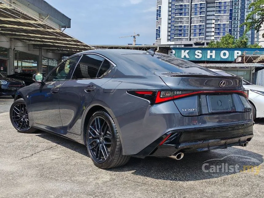 2022 Lexus IS 300 F Sport Sedan
