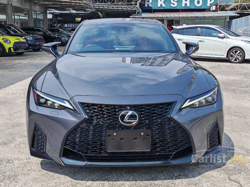 2022 Lexus IS 300 F Sport Sedan