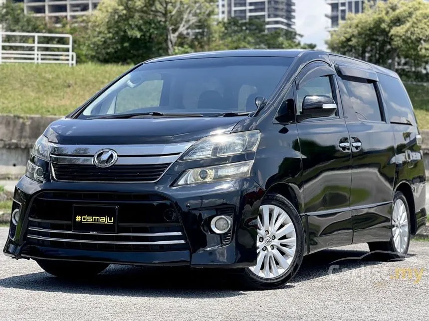 2013 Toyota Vellfire Z Golden Eyes MPV
