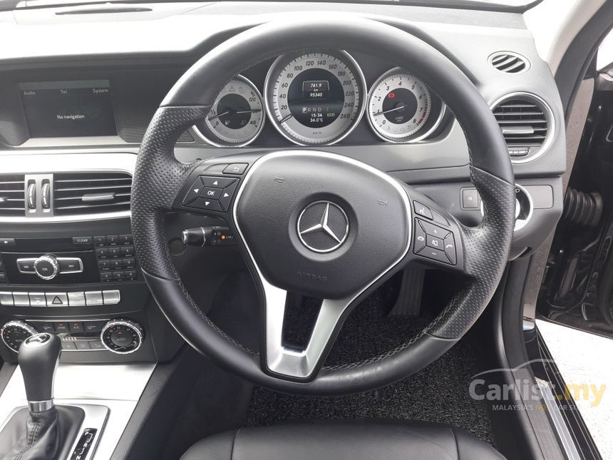 Mercedes-Benz C200 CGI 2014 Avantgarde 1.8 in Johor Automatic Sedan