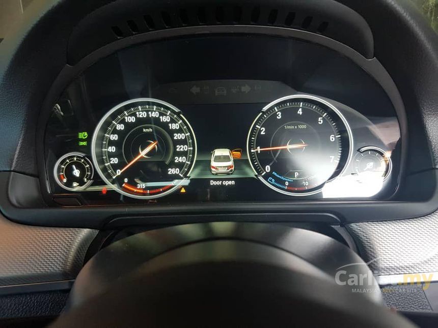 2016 BMW 528i M Performance Sedan