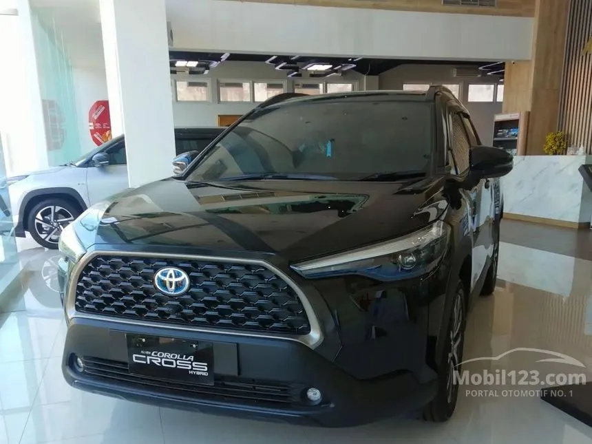 Jual Mobil Toyota Corolla Cross 2024 Hybrid 1.8 di Banten Automatic Wagon Hitam Rp 480.200.000
