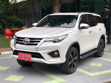 2016 Toyota Fortuner 2.8 (ปี 15-18) V SUV AT