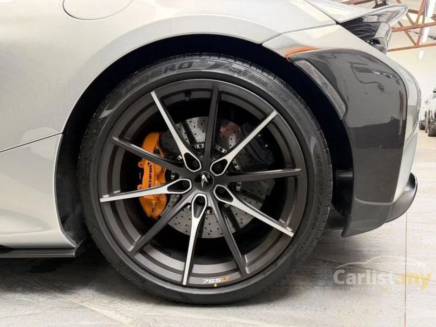2021 McLaren 765LT Coupe