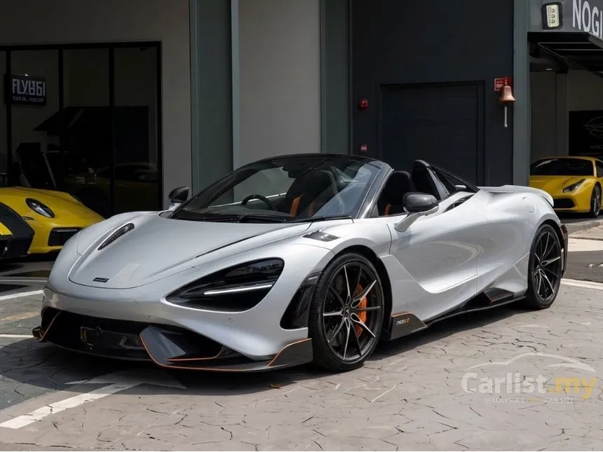 2021 McLaren 765LT Coupe