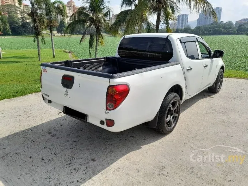 2012 Mitsubishi Triton Lite Dual Cab Turbo 4X2 Pickup