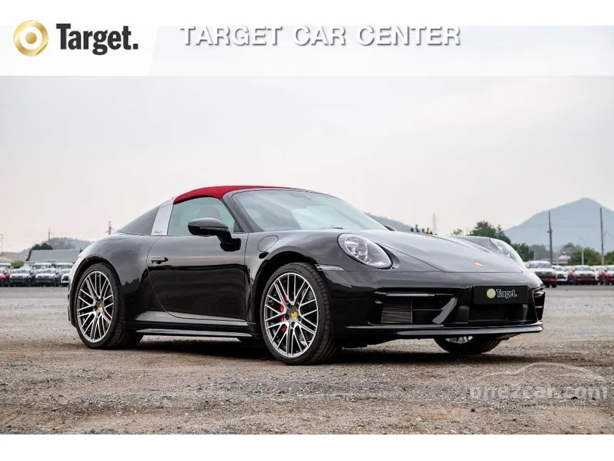 2023 Porsche 911 Carrera 4S Convertible