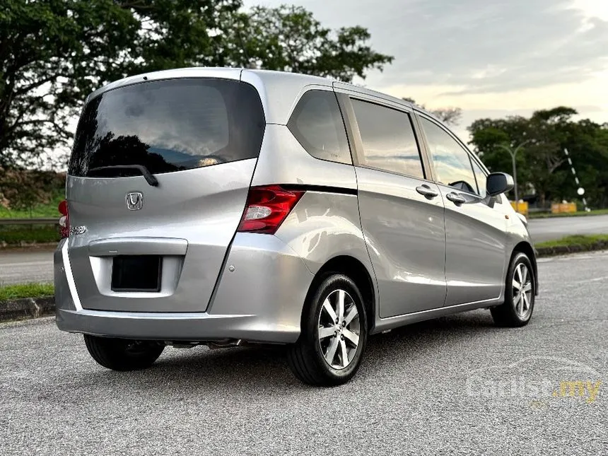 2012 Honda Freed S MPV